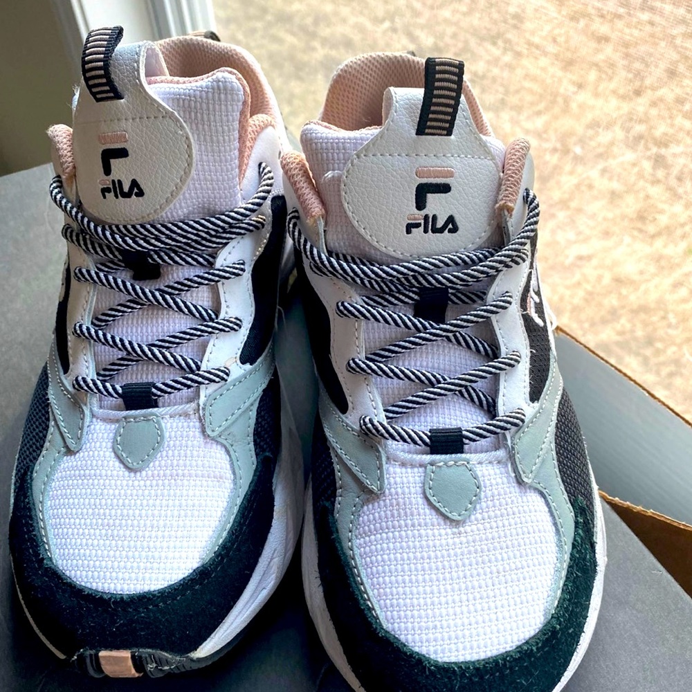 Fila Women’s size 8 Sneakers.